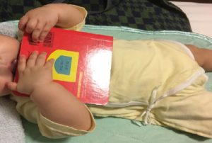 絵本を読むのは恥ずかしい？絵本に抵抗があった4つの理由